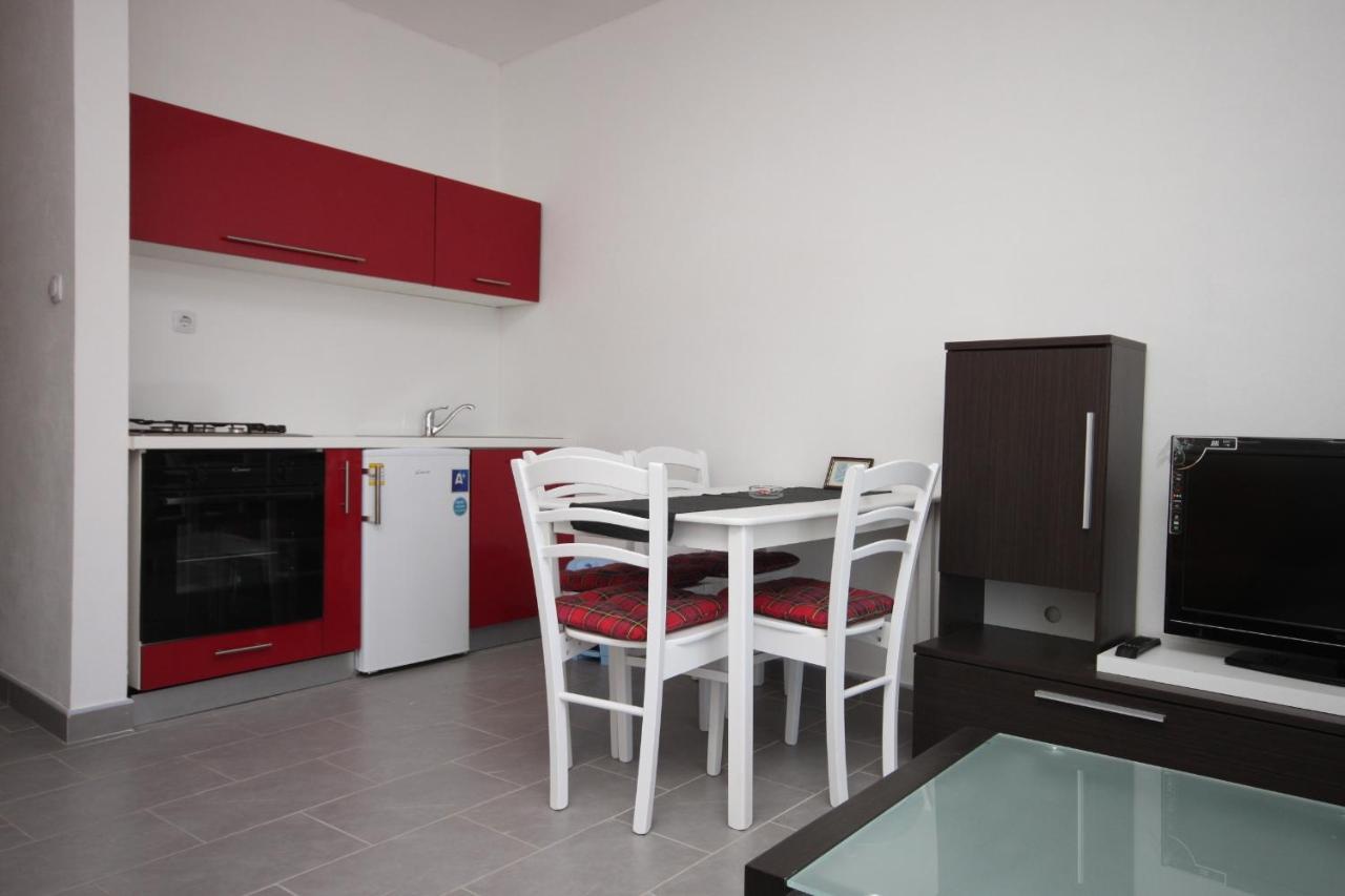 Apartments By The Sea Zubovici, Pag - 6394 Eksteriør billede